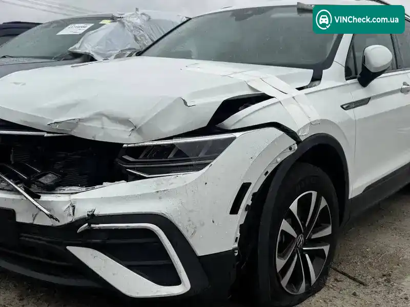 Volkswagen Tiguan 2023, фото з оголошення 1 з 11, VIN 3VVRB7AX4RM023217
