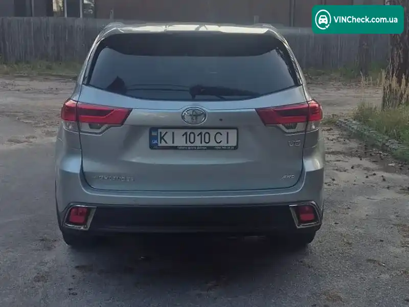 Toyota Highlander 2018, фото з оголошення 1 з 9, VIN 5TDDZRFH50S896818