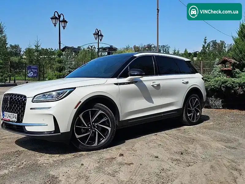 Lincoln Corsair 2024, фото з оголошення 2 з 19, VIN 5LMCJ2CA2RUL24981