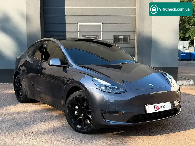 Tesla Model Y 2023, фото з оголошення 2 з 20, VIN 7SAYGDEE9PA176017
