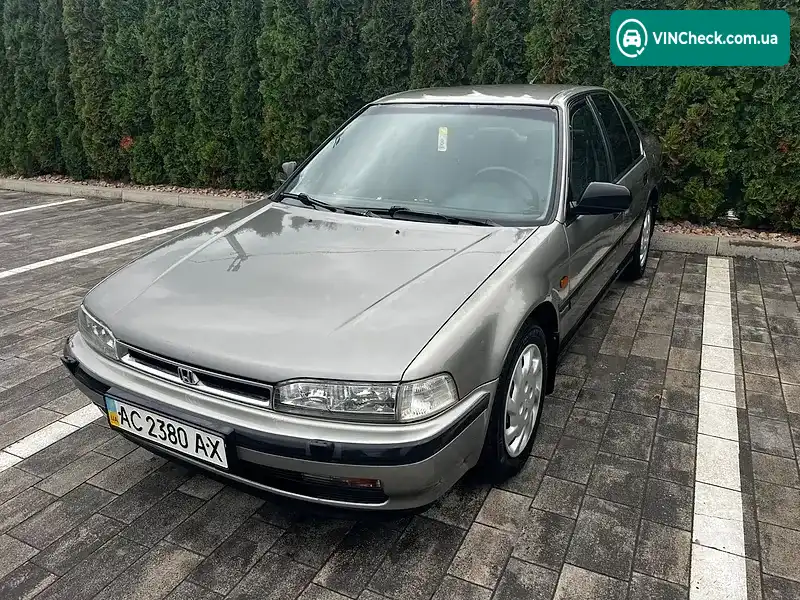 Honda Accord 1990, фото з оголошення 2 з 10, VIN JHMCB35300C038580