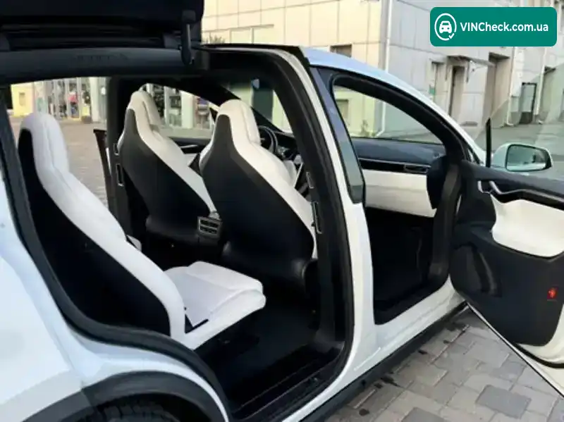 Tesla Model X 2017, фото з оголошення 1 з 21, VIN 5YJXCBE24HF075843