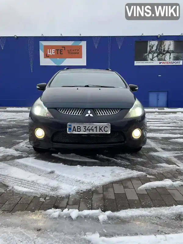 Mitsubishi Grandis 2005, фото з оголошення 2 з 8, VIN JMBLRNA4W6Z000846