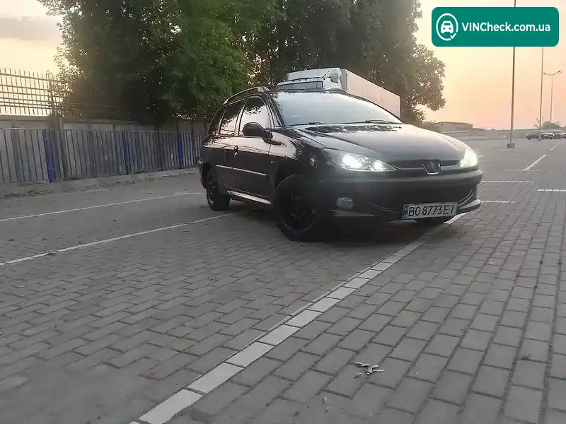 Peugeot 206 2006, фото з оголошення 1 з 13, VIN VF32EKFWA47547077