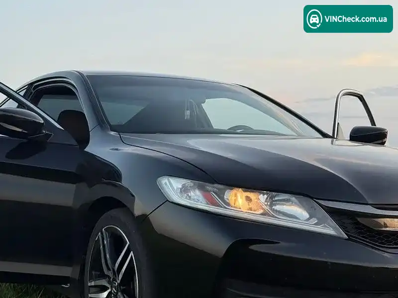 Honda Accord 2016, фото з оголошення 2 з 20, VIN 1HGCT1B35GA009672