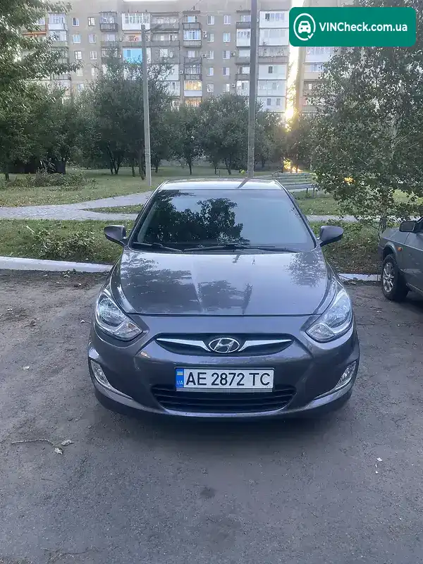 Hyundai Accent 2013, фото з оголошення 1 з 10, VIN Z94CT41CADR237637