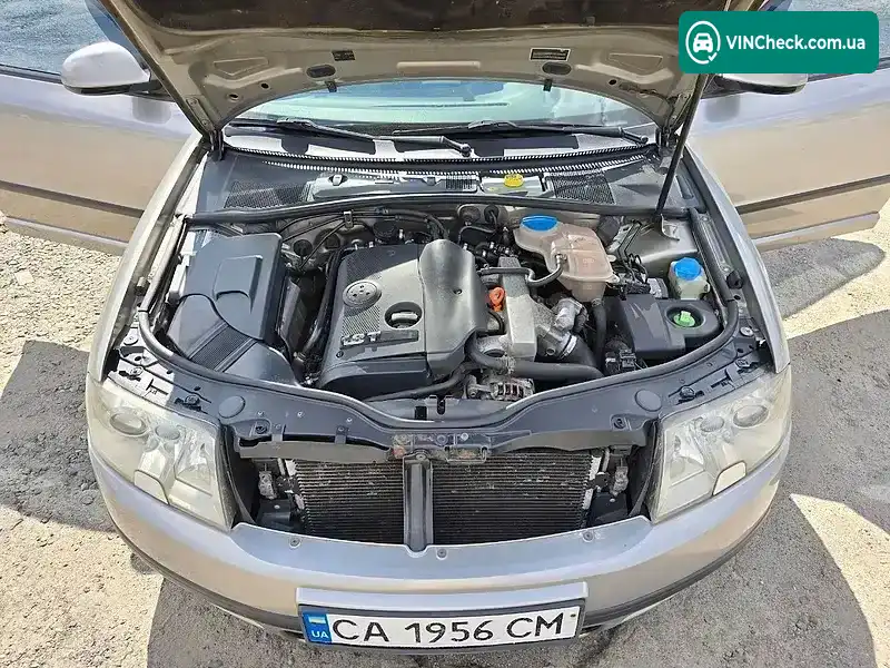 Skoda Superb 2006, фото з оголошення 2 з 20, VIN TMBDL23U77B300524