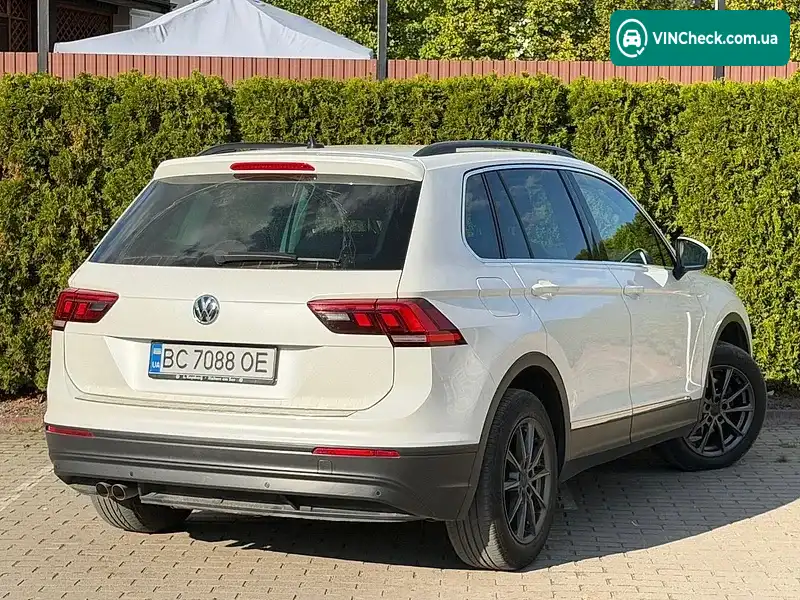 Volkswagen Tiguan 2016, фото з оголошення 2 з 20, VIN WVGZZZ5NZHW809272