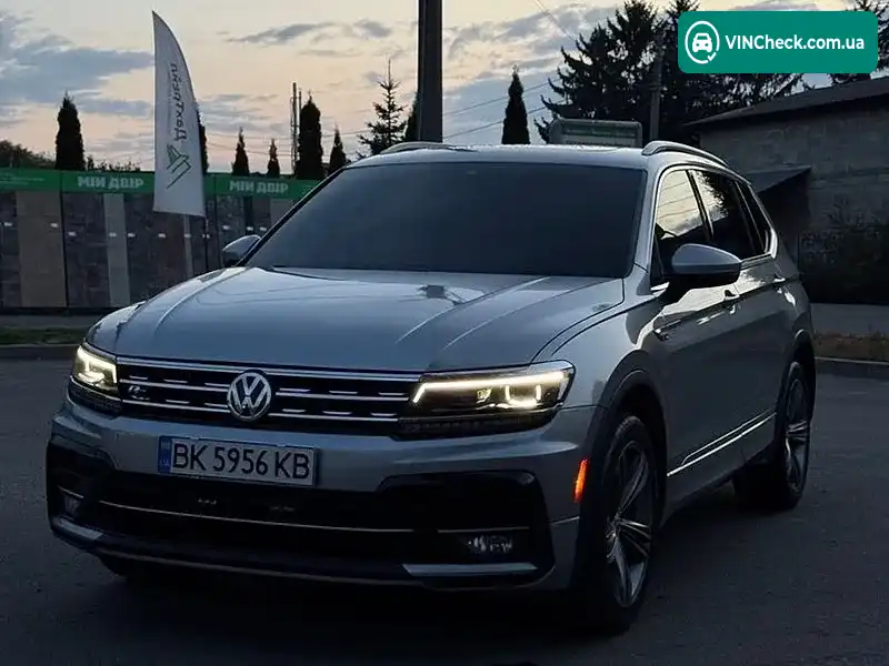 Volkswagen Tiguan 2019, фото з оголошення 1 з 15, VIN 3VV4B7AX2KM108511
