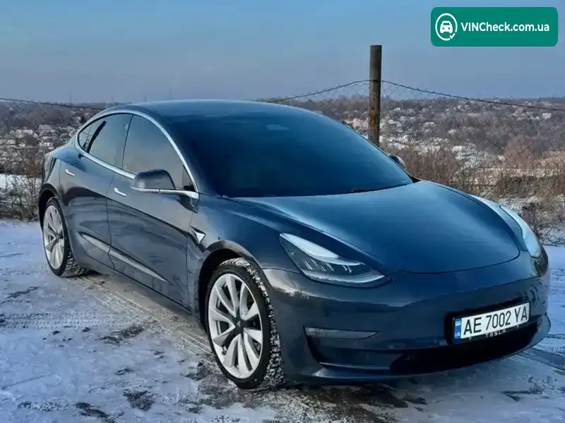 Tesla Model 3 2019, фото з оголошення 1 з 8, VIN 5YJ3E1EA0KF530429