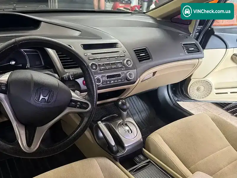 Honda Civic 2008, фото з оголошення 2 з 10, VIN NLAFD76708W061687