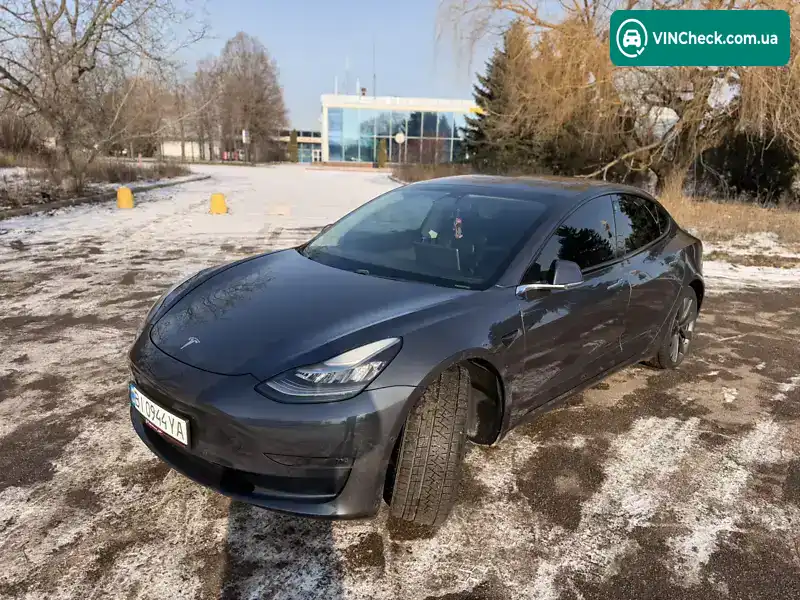 Tesla Model 3 2019, фото з оголошення 2 з 10, VIN 5YJ3E1EB9KF434646