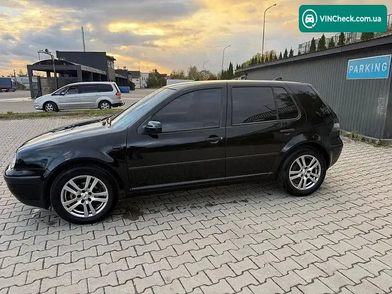 Volkswagen Golf 2002, фото з оголошення 2 з 15, VIN WVWZZZ1JZ2W604348