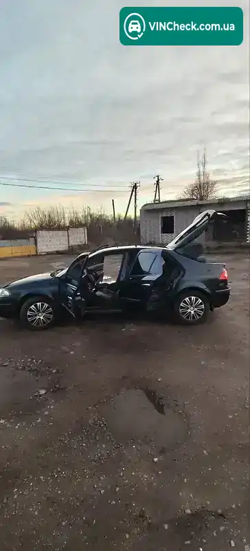 Renault Laguna 2006, фото з оголошення 2 з 16, VIN VF1BGCPBE35736358