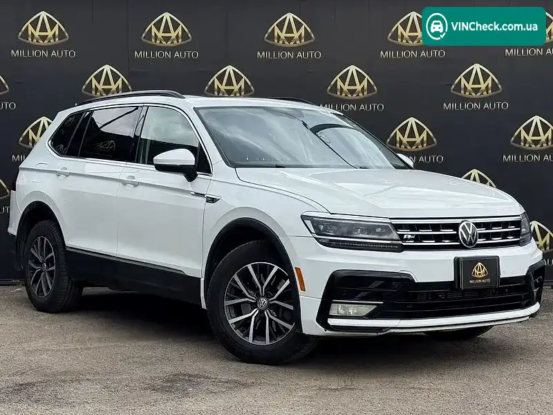 Volkswagen Tiguan 2018, фото з оголошення 1 з 20, VIN 3VV2B7AX5JM204302