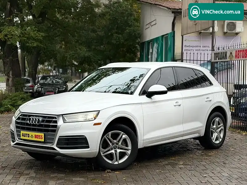 Audi Q5 2018, фото з оголошення 1 з 19, VIN WA1ANAFY7J2138644