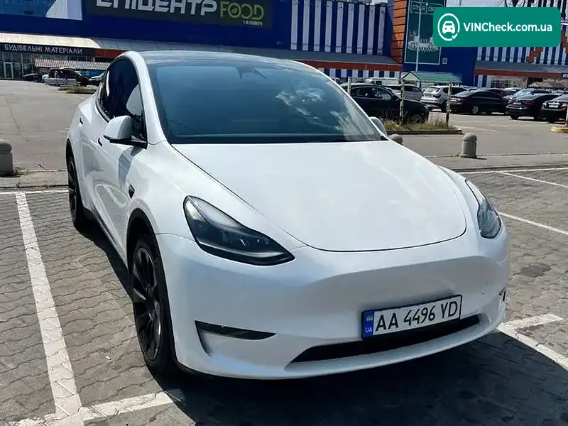 Tesla Model Y 2023, фото з оголошення 2 з 20, VIN 7SAYGDEE2PF675745