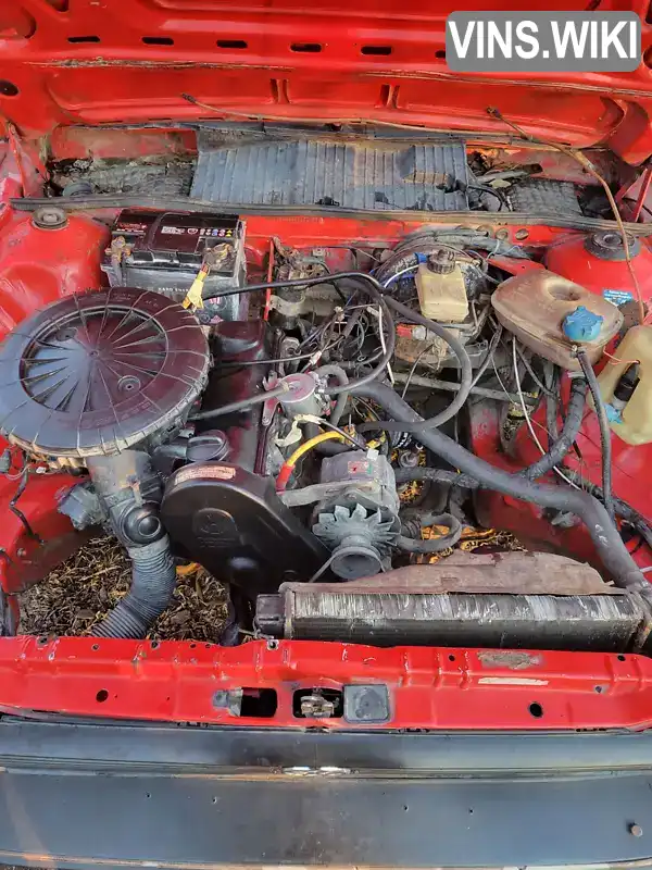 Volkswagen Passat 1983, фото з оголошення 2 з 9, VIN WVWZZZ32ZDE105590