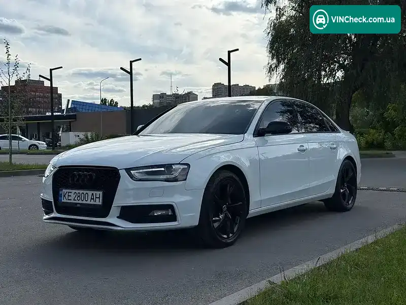 Audi A4 2013, фото з оголошення 1 з 21, VIN WAUFFAFL8DN044415