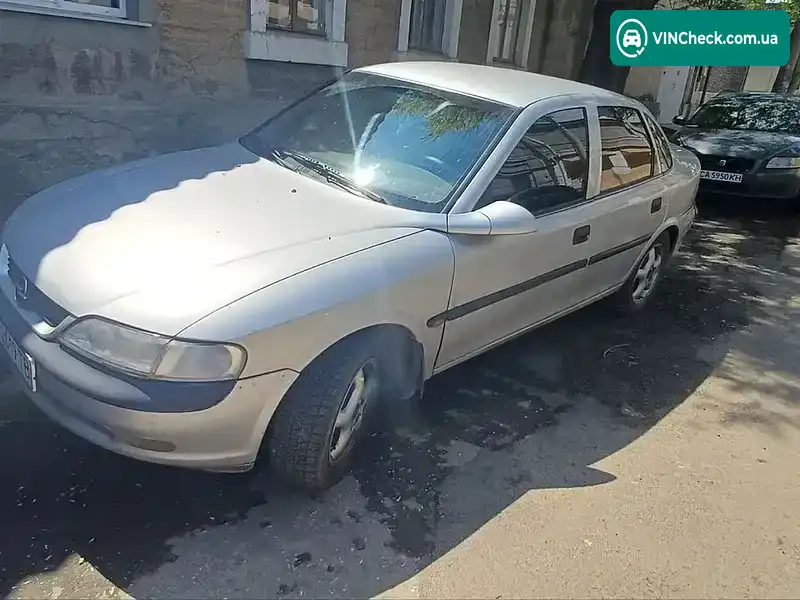 Opel Vectra 1997, фото з оголошення 1 з 8, VIN W0L0JBF19W5041320