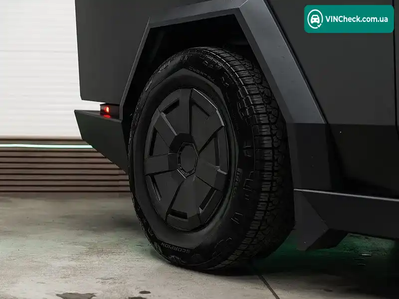 Tesla Cybertruck 2024, фото з оголошення 2 з 20, VIN 7G2CEHED8RA029960