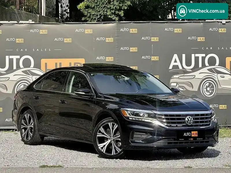 Volkswagen Passat 2020, фото з оголошення 1 з 20, VIN 1VWCA7A34LC013197