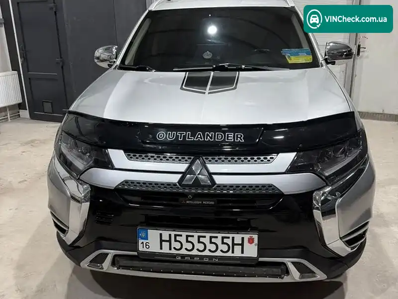 Mitsubishi Outlander 2018, фото з оголошення 1 з 20, VIN JA4AZ3A34KZ034813
