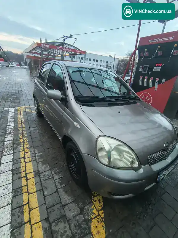 Toyota Yaris 2004, фото з оголошення 2 з 19, VIN VNKKV18320A284540