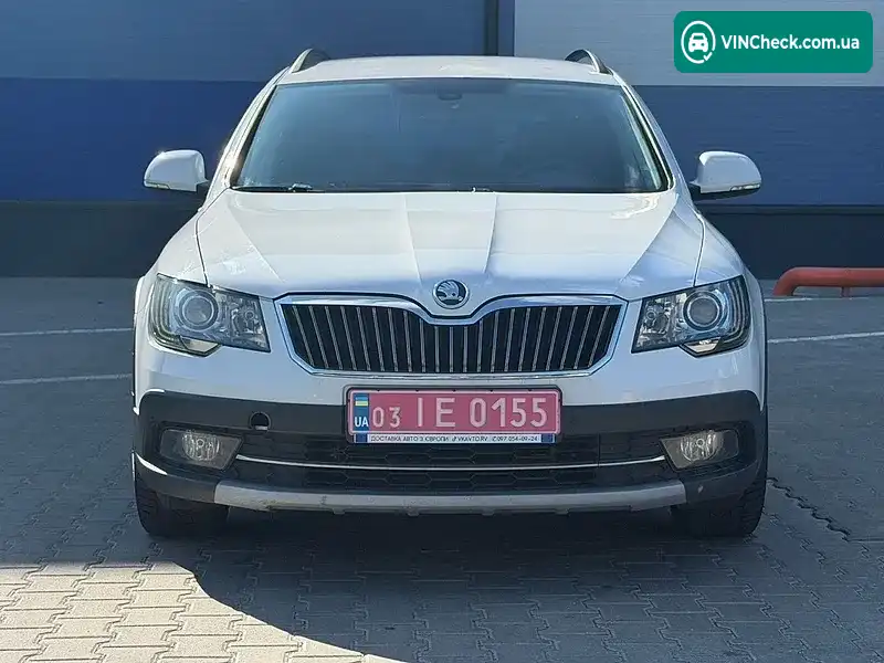 Skoda Superb 2015, фото з оголошення 1 з 20, VIN TMBLF73T3F9007698