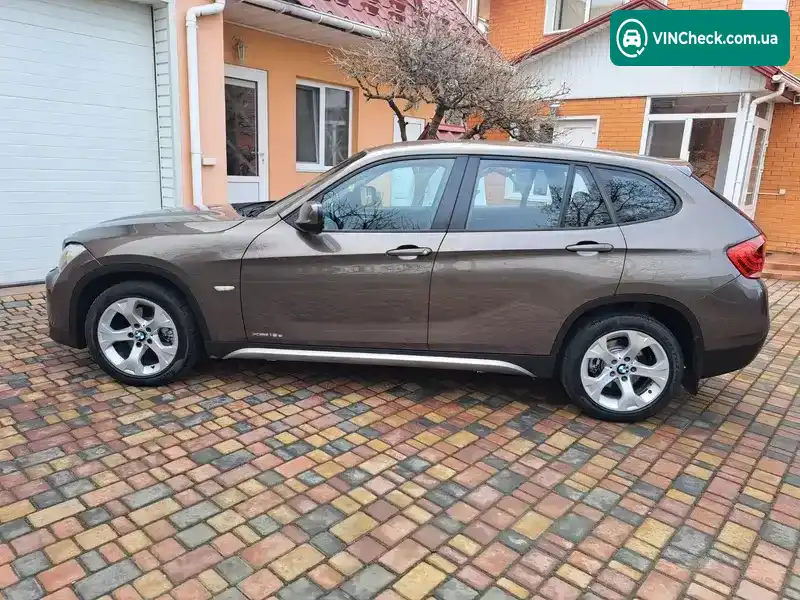 BMW X1 2011, фото з оголошення 2 з 21, VIN WBAVP11020VP29722