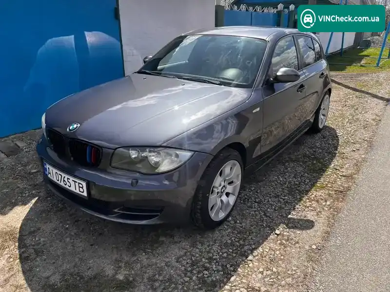 BMW 1 Series 2006, фото з оголошення 2 з 21, VIN WBAUG31050PU28759