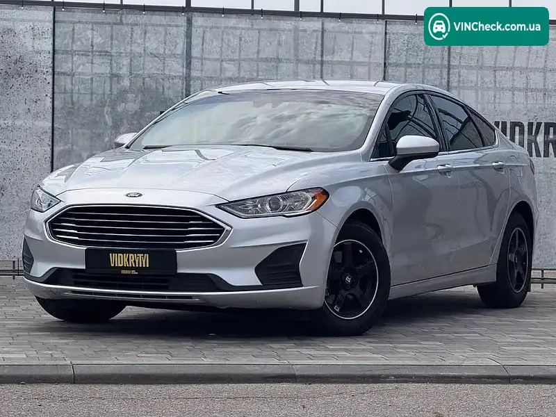 Ford Fusion 2018, фото з оголошення 2 з 20, VIN 3FA6P0G70KR177021