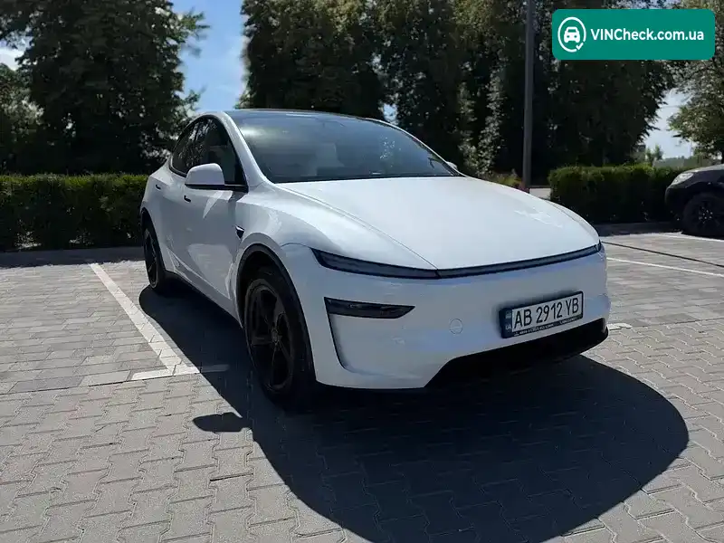 Tesla Model Y 2025, фото з оголошення 1 з 20, VIN 7SAYGDEDXTA491555