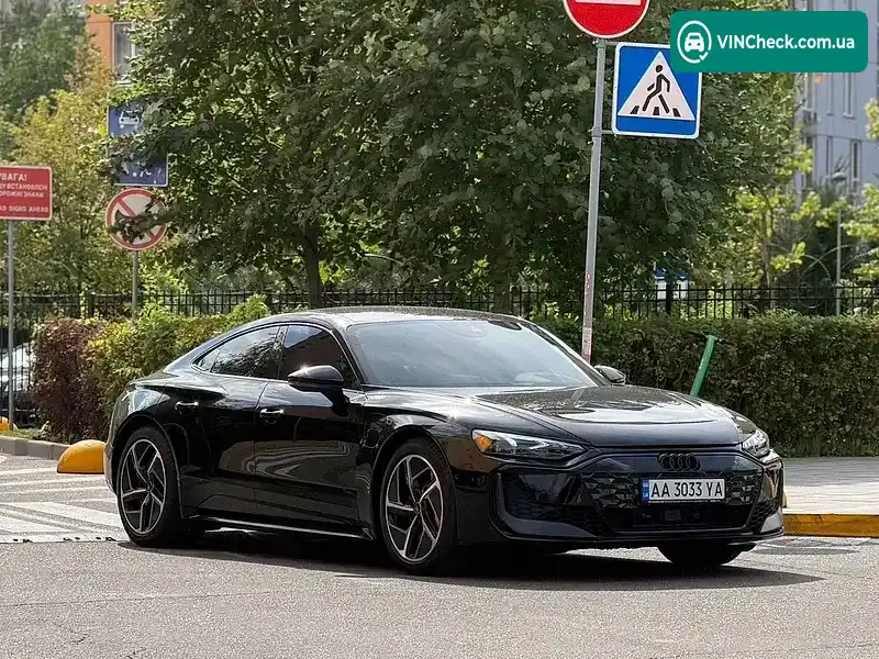 Audi RS e-tron GT 2024, фото з оголошення 2 з 17, VIN WAUBHBFW8R7901451