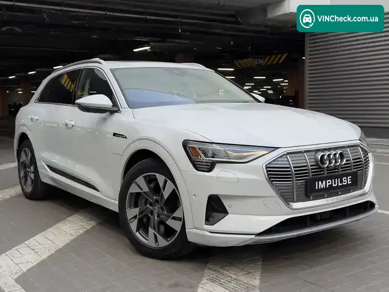 Audi e-tron 2019, фото з оголошення 1 з 20, VIN WA1LAAGE9KB006348