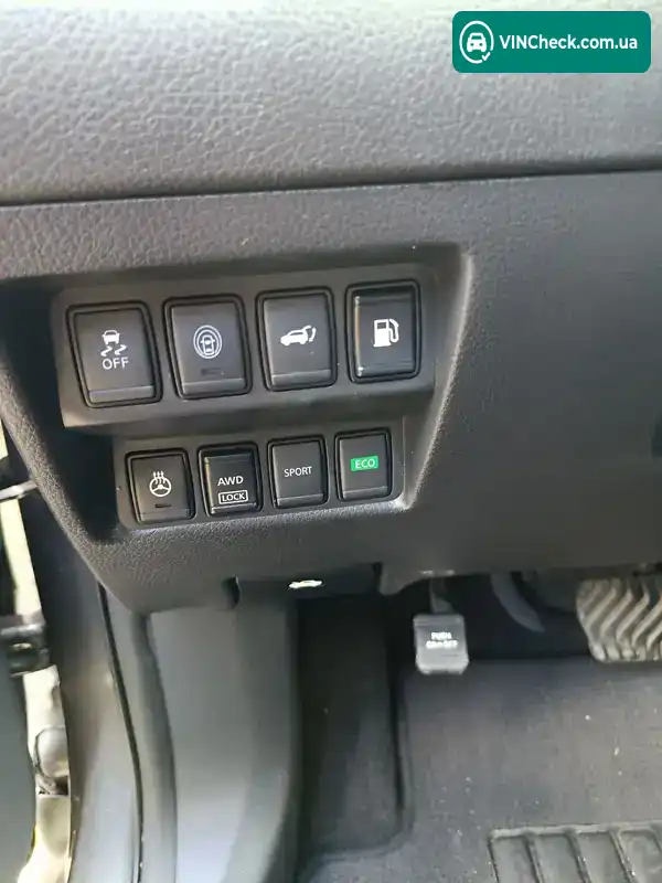 Nissan Rogue 2018, фото з оголошення 2 з 14, VIN 5N1AT2MV7JC786565