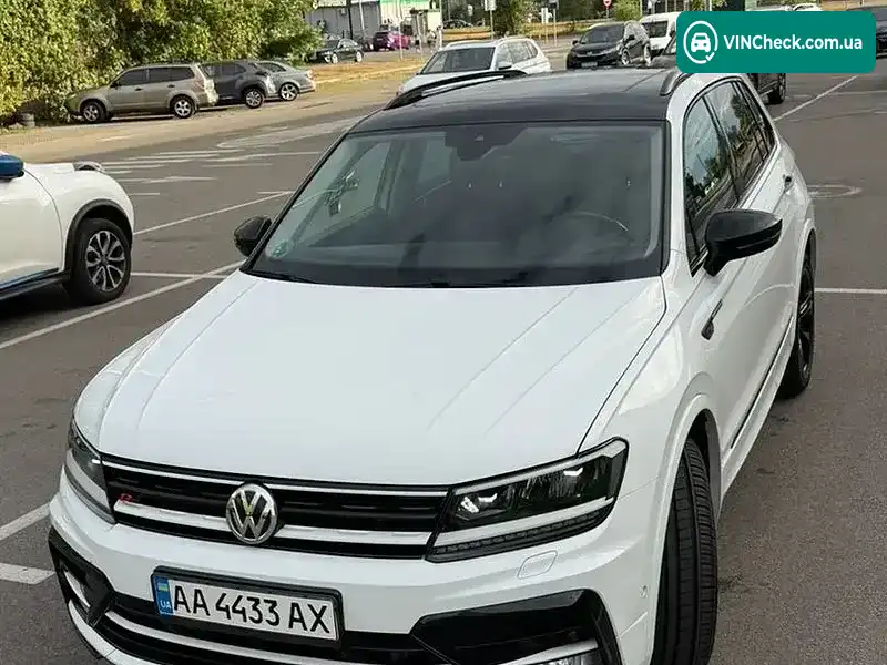 Volkswagen Tiguan 2017, фото з оголошення 2 з 20, VIN WVGZZZ5NZHW399240