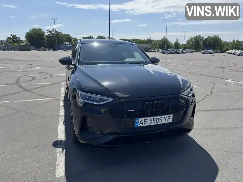 Audi e-tron 2021, фото з оголошення 1 з 21, VIN WAUZZZGE9NB017732