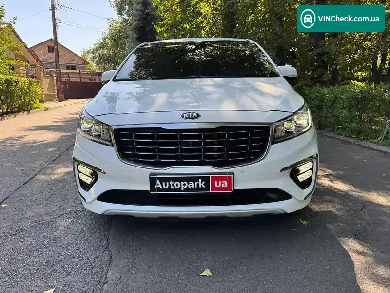 Kia Carnival 2019, фото з оголошення 2 з 21, VIN KNAME81ABKS584943