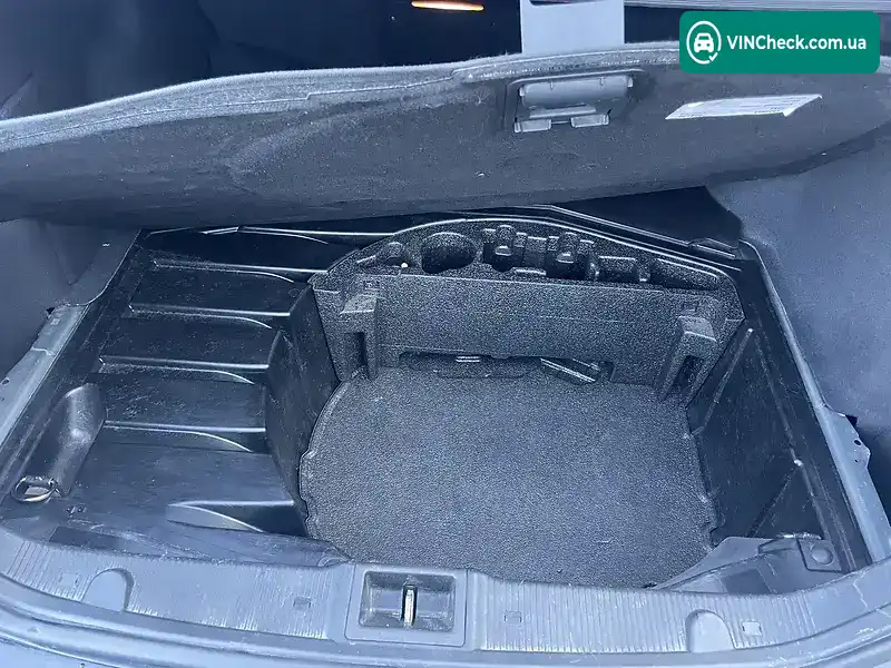 Mercedes-Benz C-Class 2001, фото з оголошення, VIN WDBRF65J02F154667