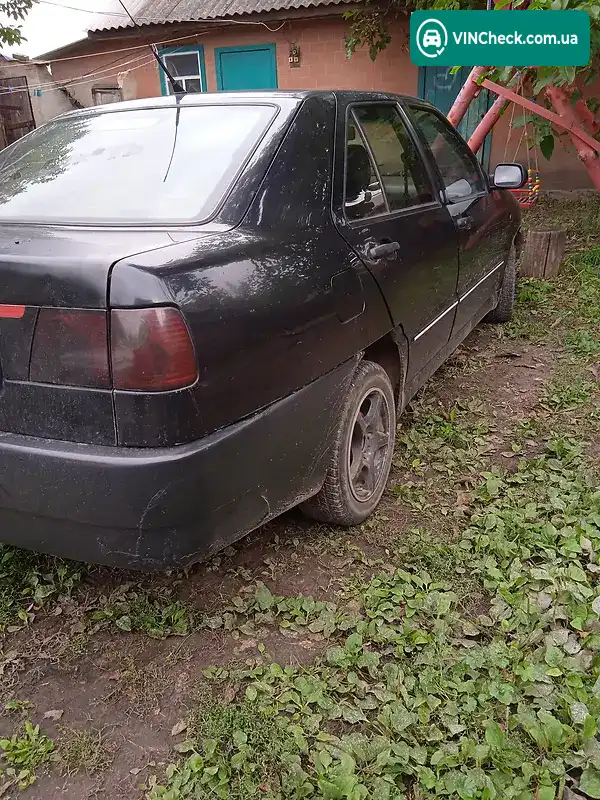 Chery Amulet 2005, фото з оголошення 2 з 12, VIN LVVDA11A16D004108
