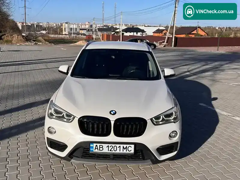 BMW X1 2016, фото з оголошення 2 з 17, VIN WBAHT710105E15221