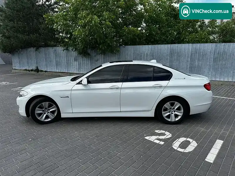 BMW 5 Series 2012, фото з оголошення 2 з 19, VIN WBAFZ9C57DC751951