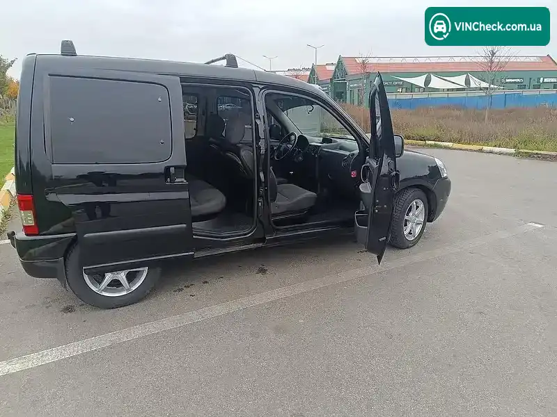 Citroen Berlingo 2004, фото з оголошення 1 з 13, VIN VF7GBRHYB94127579