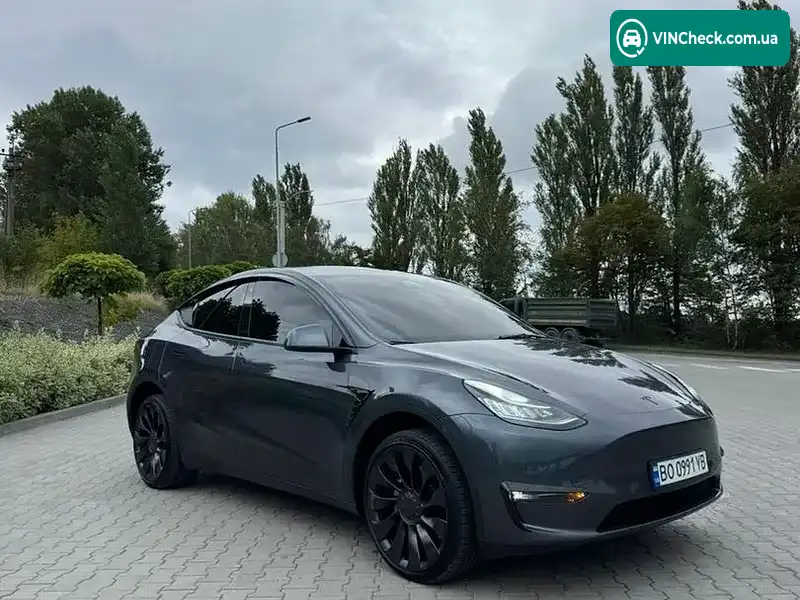 Tesla Model Y 2021, фото з оголошення 1 з 12, VIN 7SAYGAEE2NF349018