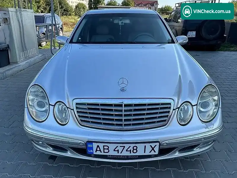 Mercedes-Benz E-Class 2003, фото з оголошення 2 з 13, VIN WDB2110061A321478