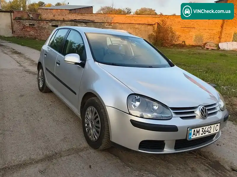 Volkswagen Golf 2004, фото з оголошення 1 з 4, VIN WVWZZZ1KZ4W113976