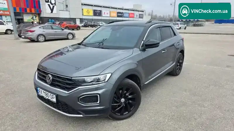 Volkswagen T-Roc 2021, фото з оголошення 1 з 12, VIN WVGZZZA1ZNV078147