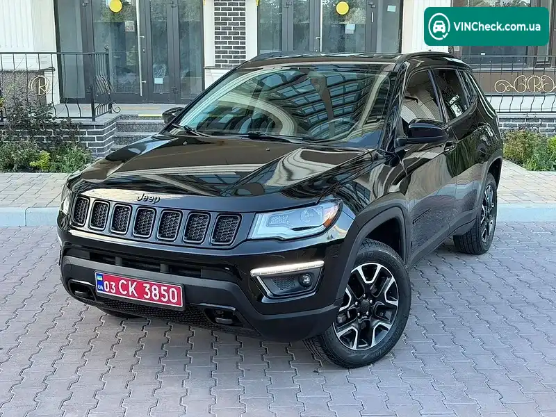 Jeep Compass 2019, фото з оголошення 2 з 20, VIN 3C4NJDAB7KT811682