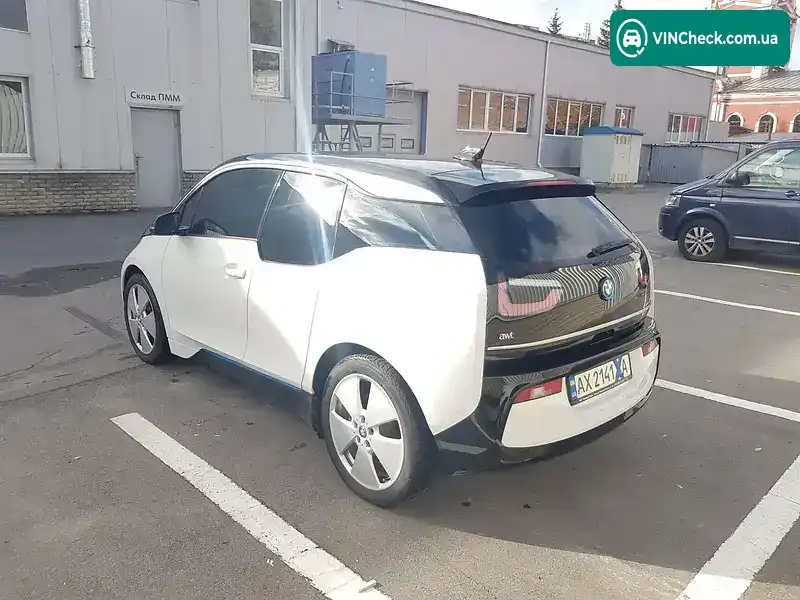 BMW I3 2020, фото з оголошення 2 з 13, VIN WBY8P210207G25629